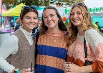 Oyster Stroll 2025